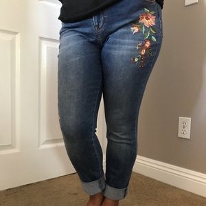 Rockstar Mid-rise jeans with embroidery